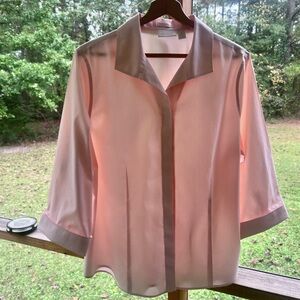 Chico’s No Iron Size 3/XL Shirt Light Peach/Salmon Button Up 3/4 Sleeve